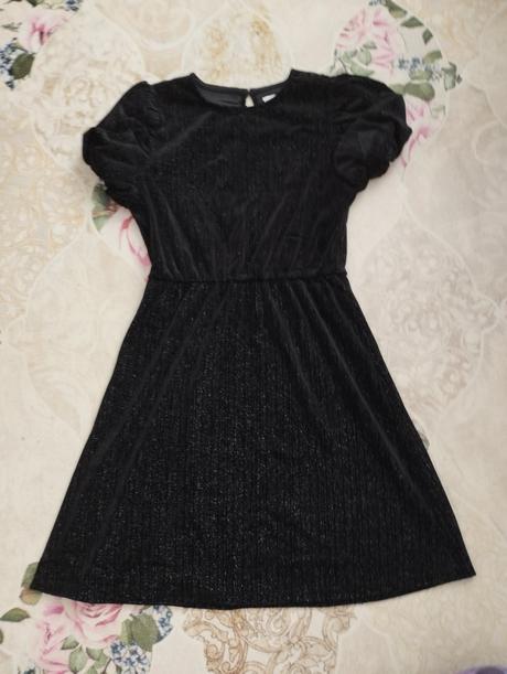 Dievčenské šaty, sinsay,146