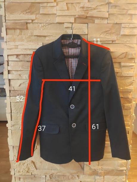 Chlapčenské sako, 146