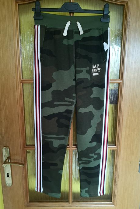 Gap detské tepláky veľkosť 9-11 rokov, gap,134 / 140 / 146