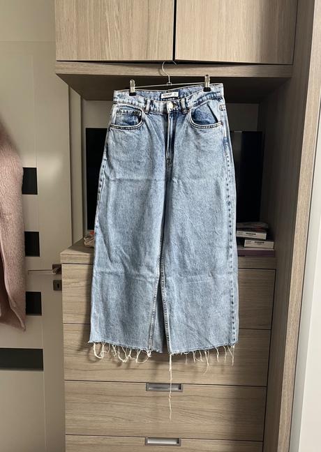 Bermudy, pas 70 cm, pull&bear,s