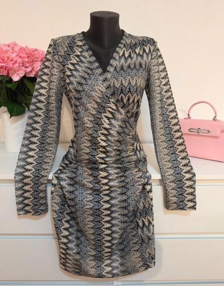 Ana alcazar elegantné vzorované šaty, m