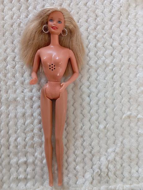 Retro barbie ktorá sa smeje, 
