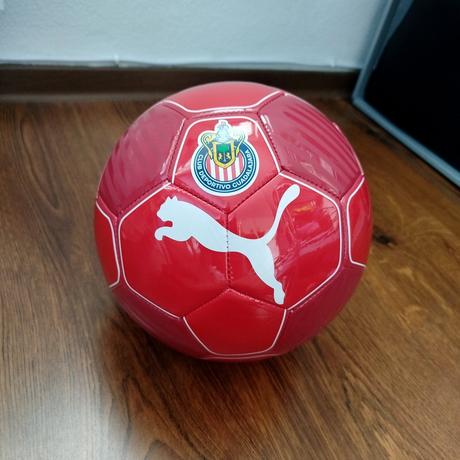 Futbalová lopta puma chivas essential ball, puma