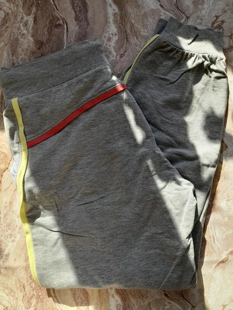 Jogging tepláky, bonprix,42