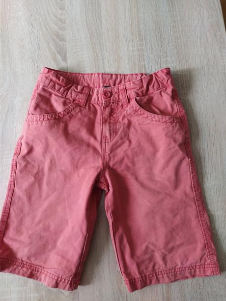 Šortky, dognose,146