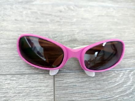 Detské slnečné okuliare na 3-5 rokov / super stav, 