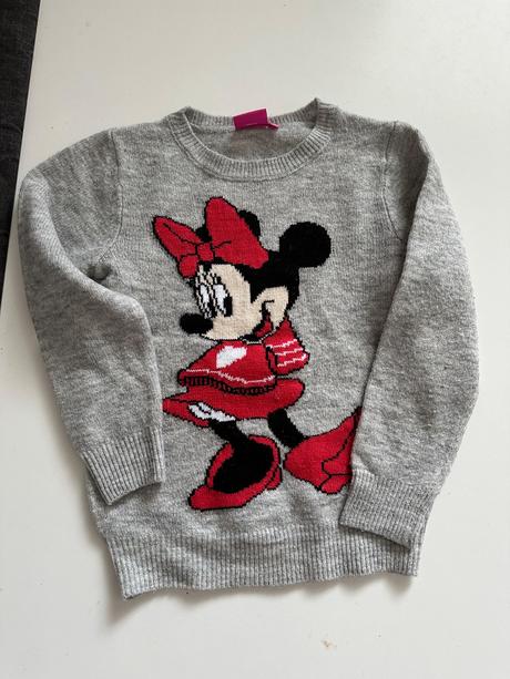 Disney svetrik 128, disney,128