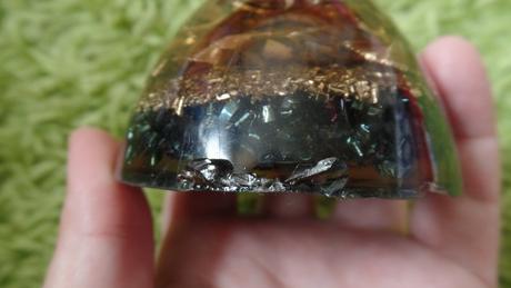 Orgonit s tigrím okom,