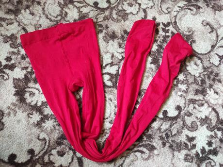 Červené silonky, 33