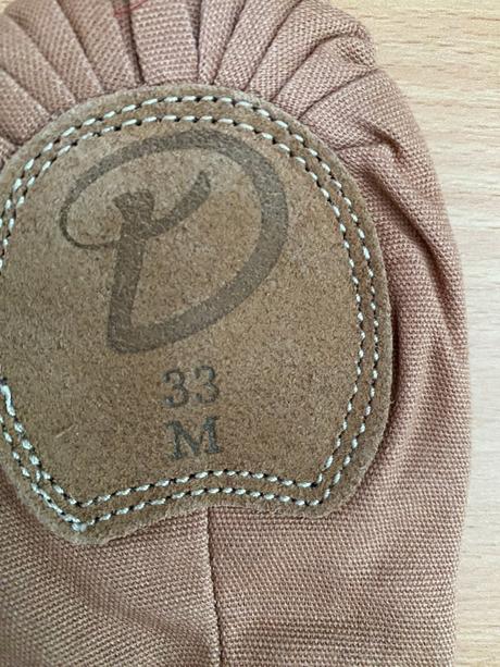 Gymnastické cvičky, 33