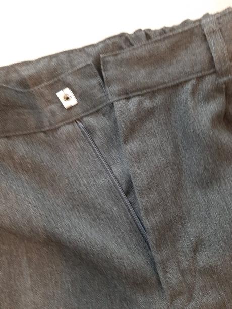 Chlapčenské sviatočné nohavice vel.146/151, 146