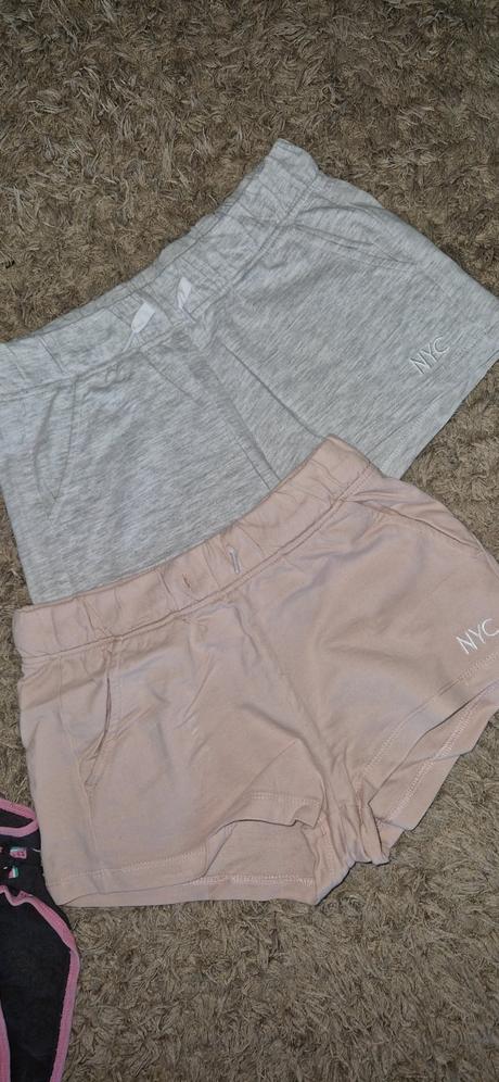 Šortky, h&m,152