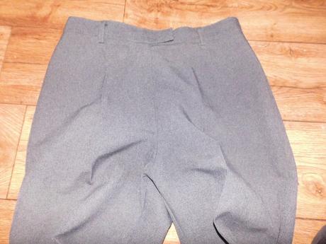 Dámske kostýmové nohavice, 38