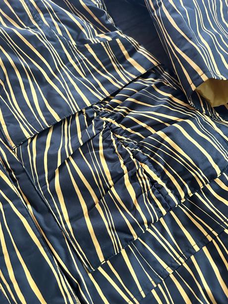 Kvalitna funkcna zimna bunda zn. nike, nike,l / xl