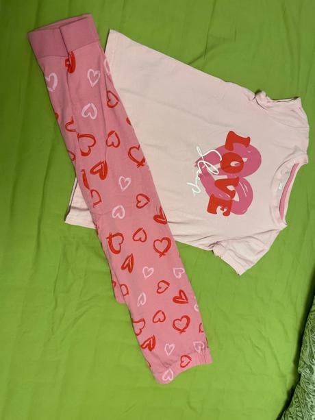 Pyzamka, 2x, vel. 134/140, f&f,134