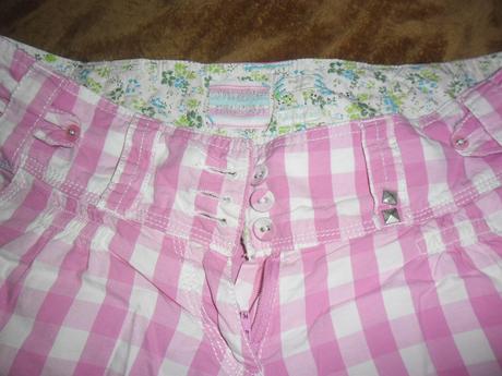Karované bielo-ružové šortky, authentic,38