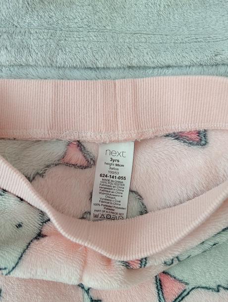 Hrubé pyžamko, next,98