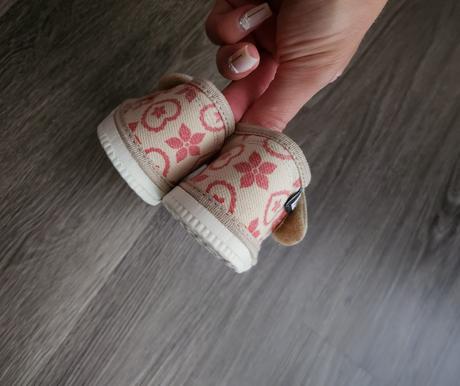 Papuce rak v.19, rak,19