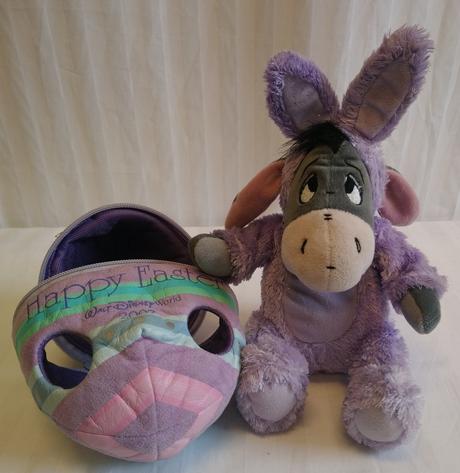 Skrytý plyšový somárik vo vajíčku disneyland 25 cm,