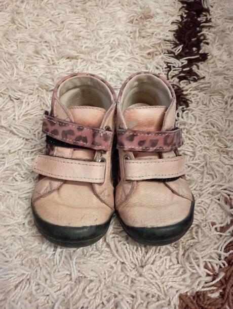 Topánky, fare,22