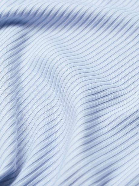 Krásny vrúbkovaný top značky mango, mango,s