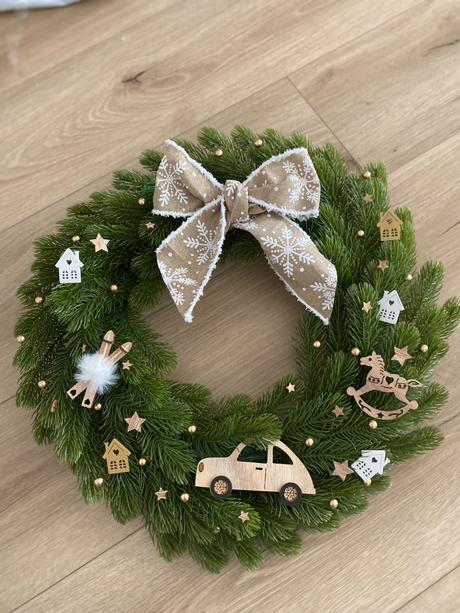 Vianoce 2025 veniec hand made basic nature drevo,