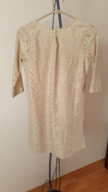 Šaty- krajkovane, pull&bear,s