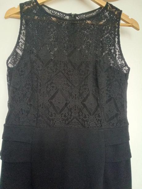 Spoločenské šaty s čipkou, bonprix,42