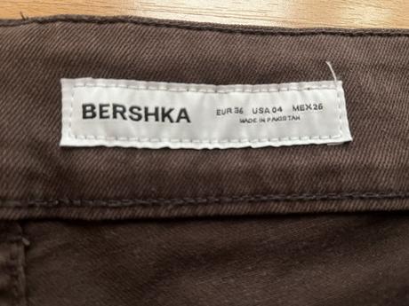 Bootcut džínsy - veľ.36, bershka,36