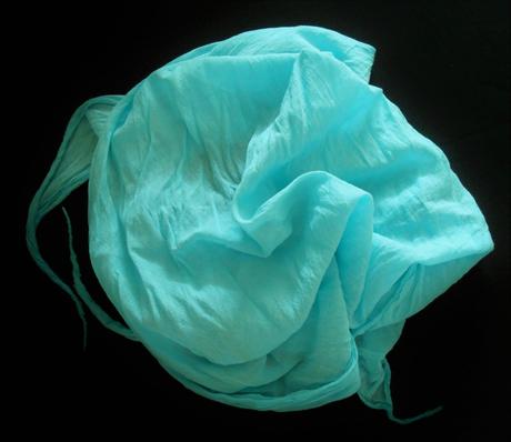 Tenučká trojhranná šatka/šál, l