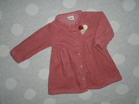 Menčestrové šaty na 6 mesiacov, 68