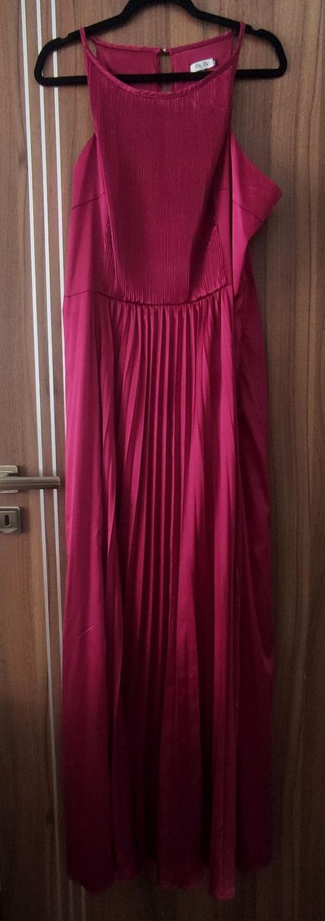 Chi chi london plisované šaty, 44