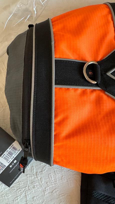 Non-stop plavacia vesta pre psa vel. 6,