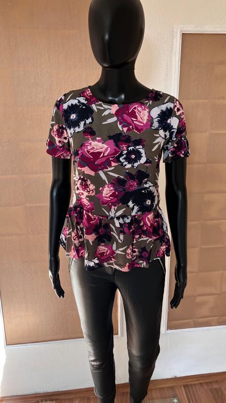 Kvetované tričko krátky rukáv vila (xs), xs