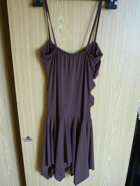 Šaty na ramienka, s