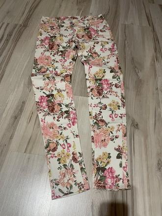 Nohavice s kvetinovým vzorom, m