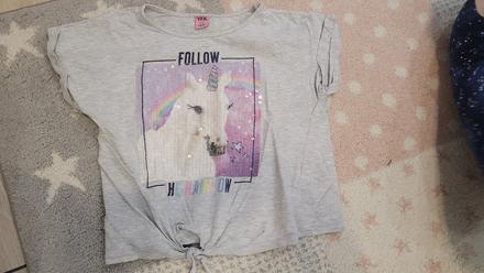 Crop top s flitrami, 134