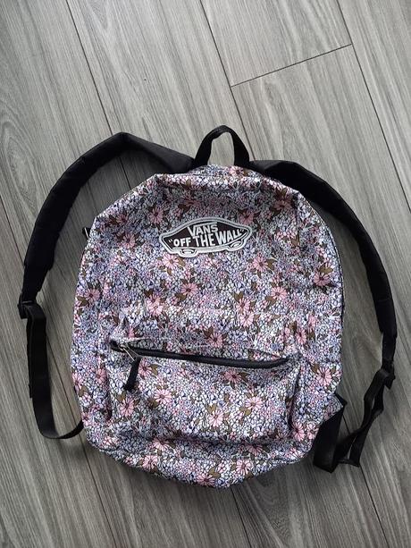 Školský batoh zn.vans - kvetovaný dizajn,