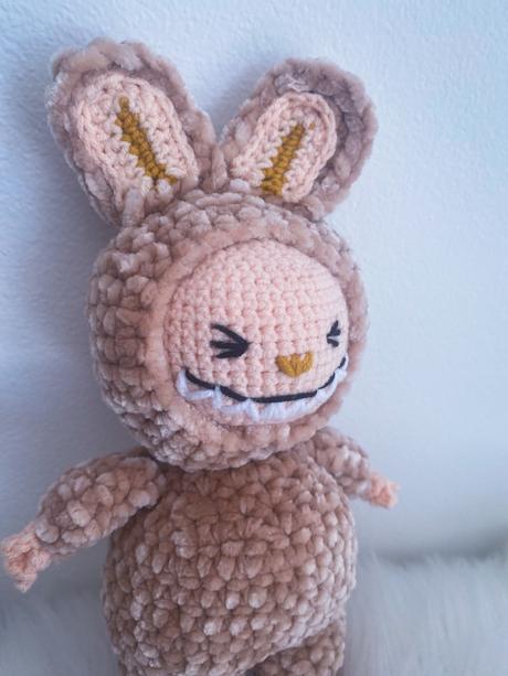 Háčkovaný lafufu,