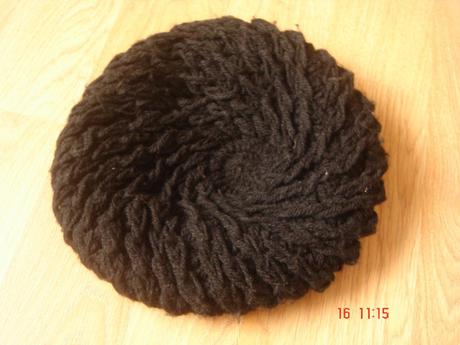 Cierna hruba pletena baretka, m