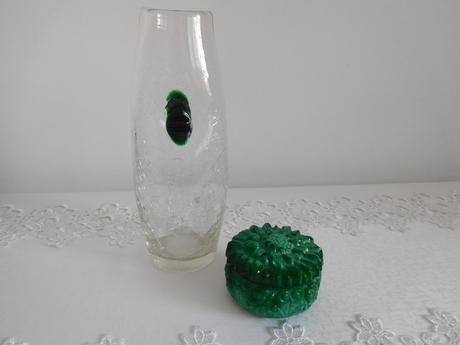 Sklo , v zeleno modrom,