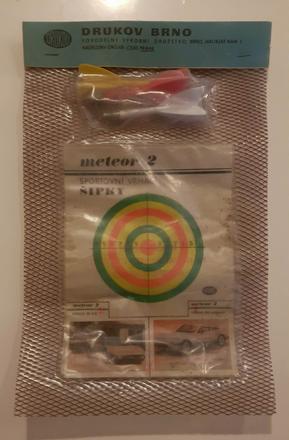 Predám staré športové vrhacie šípky meteor 2. druk,