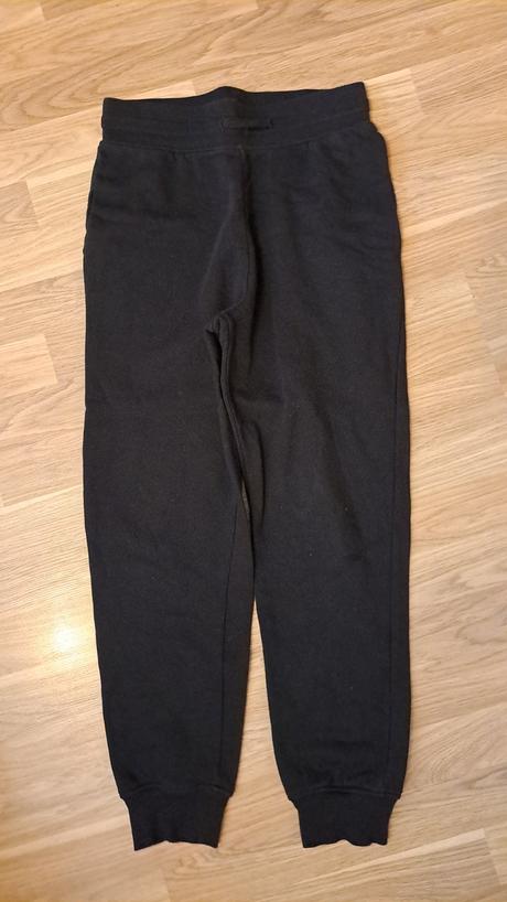 Zateplene teplaky c.158, h&m,158