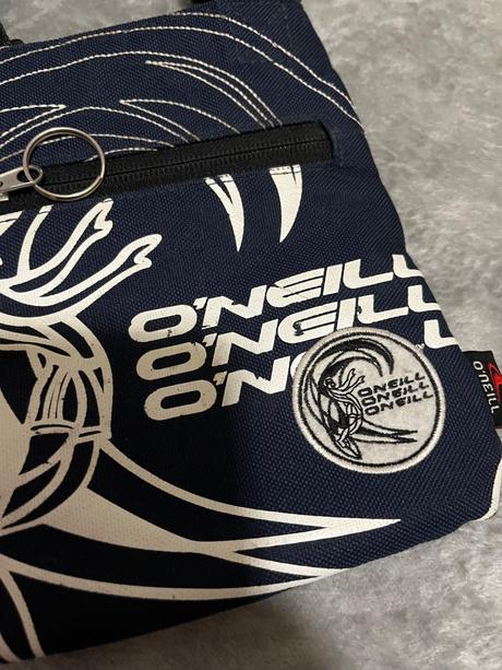 Crossbody kabelka, o'neill