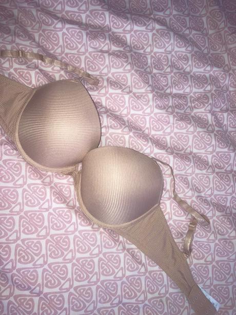 Podprsenka, new yorker,75b