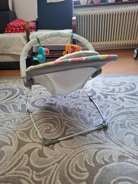 Vibrujúce kresielko bright stars, 