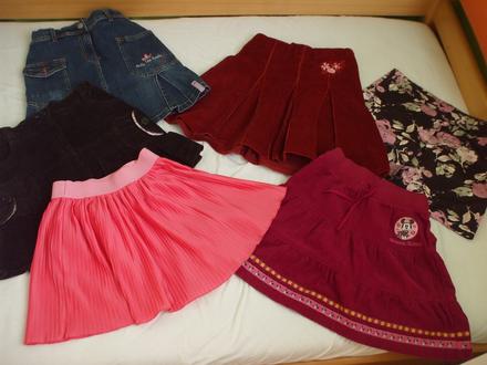 Dve sukničky, h&m,134