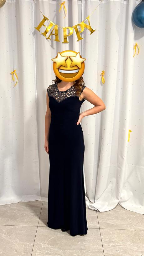 Spoločenské šaty, 36