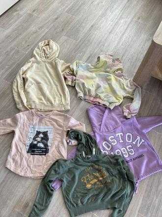 Mikiny (len spolu), 146