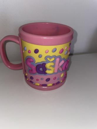 Hrnček s menom saška,